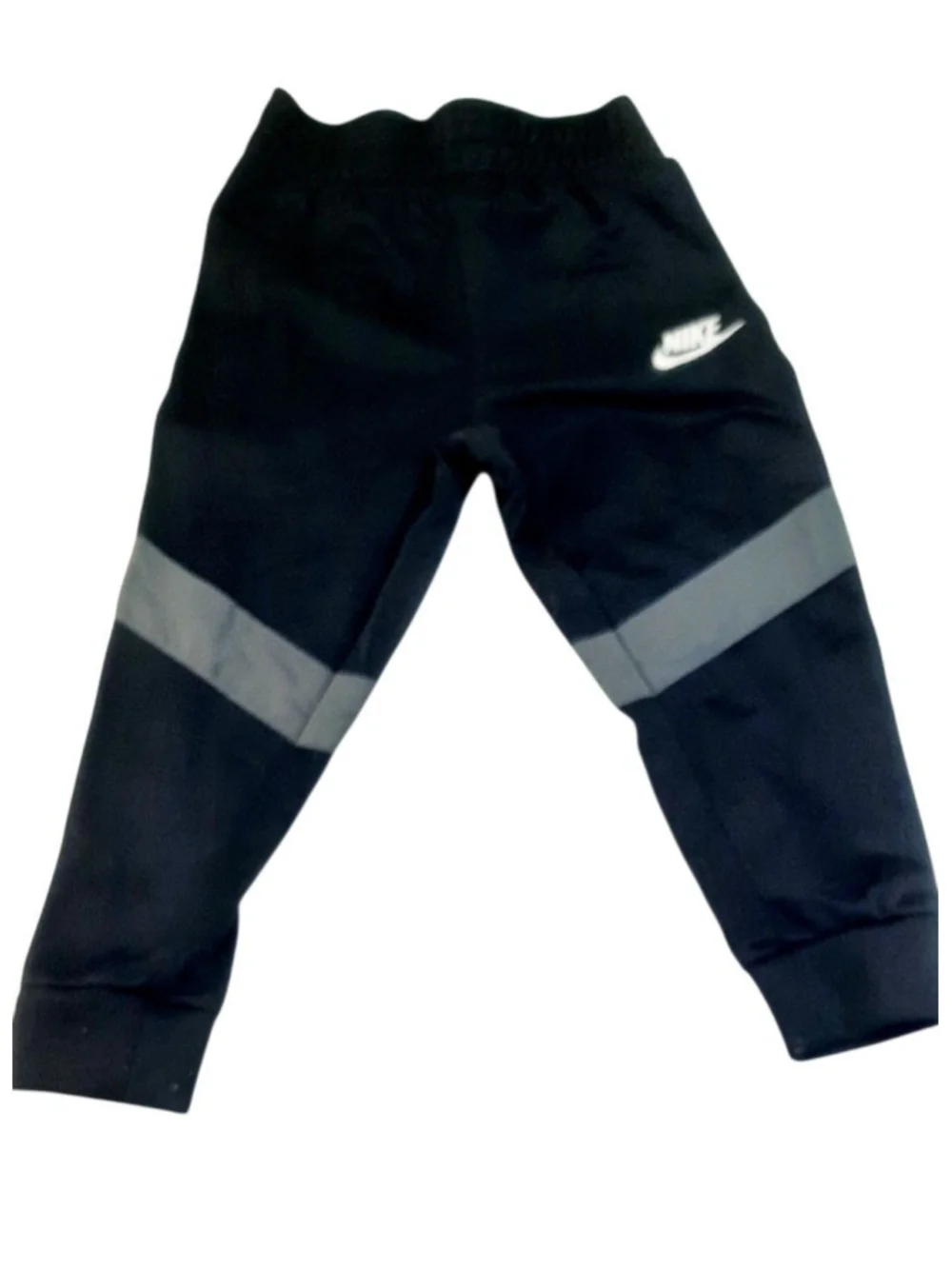 Nike Boys Elevated Trims Tricot sweatsuit Set. Toddlers size 3T Black/Gray